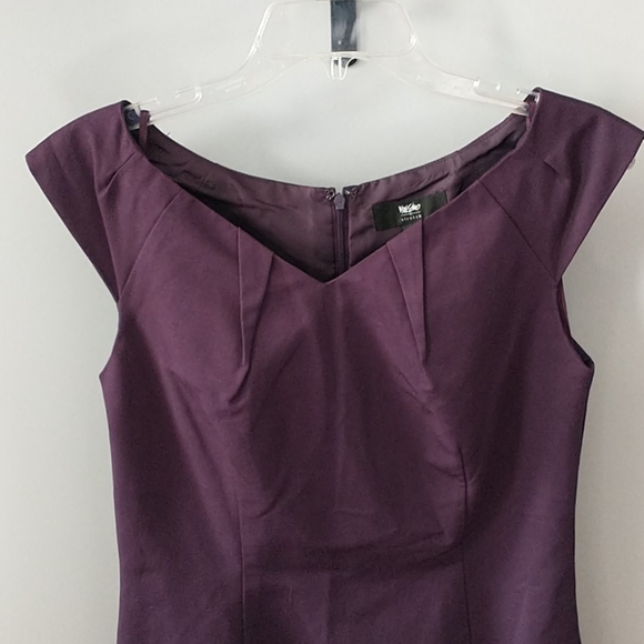 Cap sleeved sheath dress - Picture 4 of 4